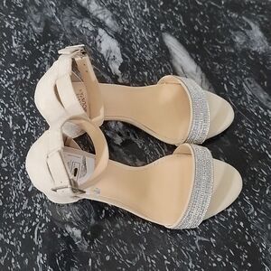 BRAND NEW WHITE MOUNTAIN OPEN TOE JEWEL STRAP WOMEN"S SANDAL